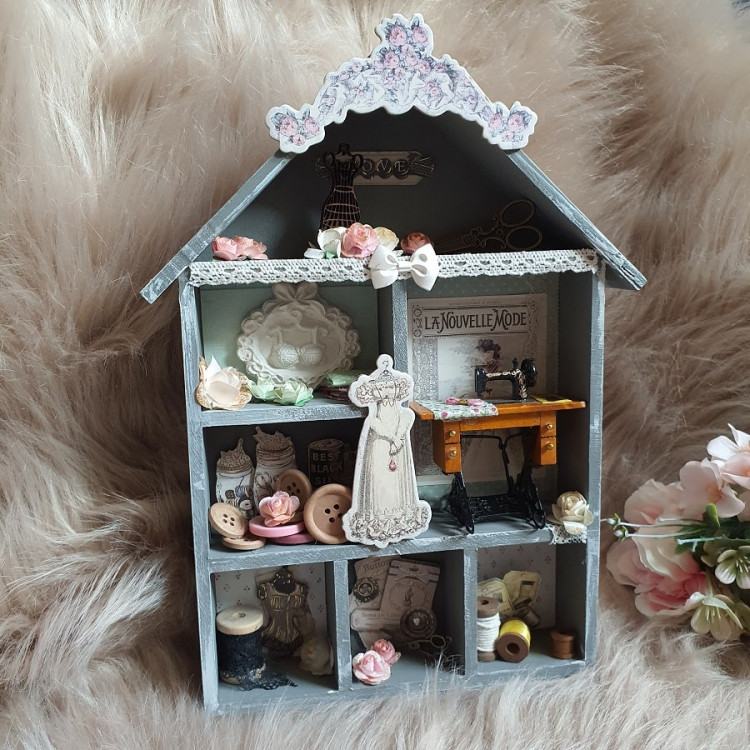 Maison miniature en bois, Casiers, Thème couture