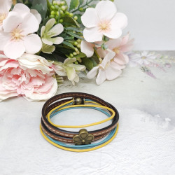 Bracelets cuir plat et cordons colorés, Modèle Fleur